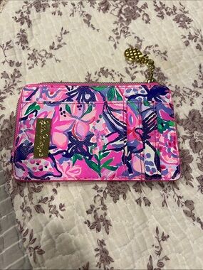 Lilly Pulitzer Floral Pink Zip Card Wristlet/Wallet